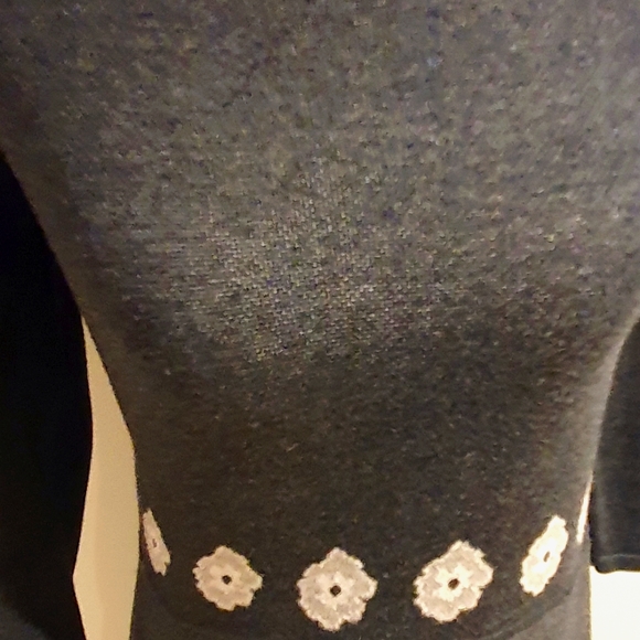 Wool dress - Picture 3 of 5